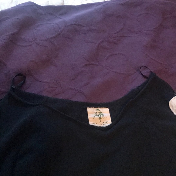 Top - Picture 2 of 3